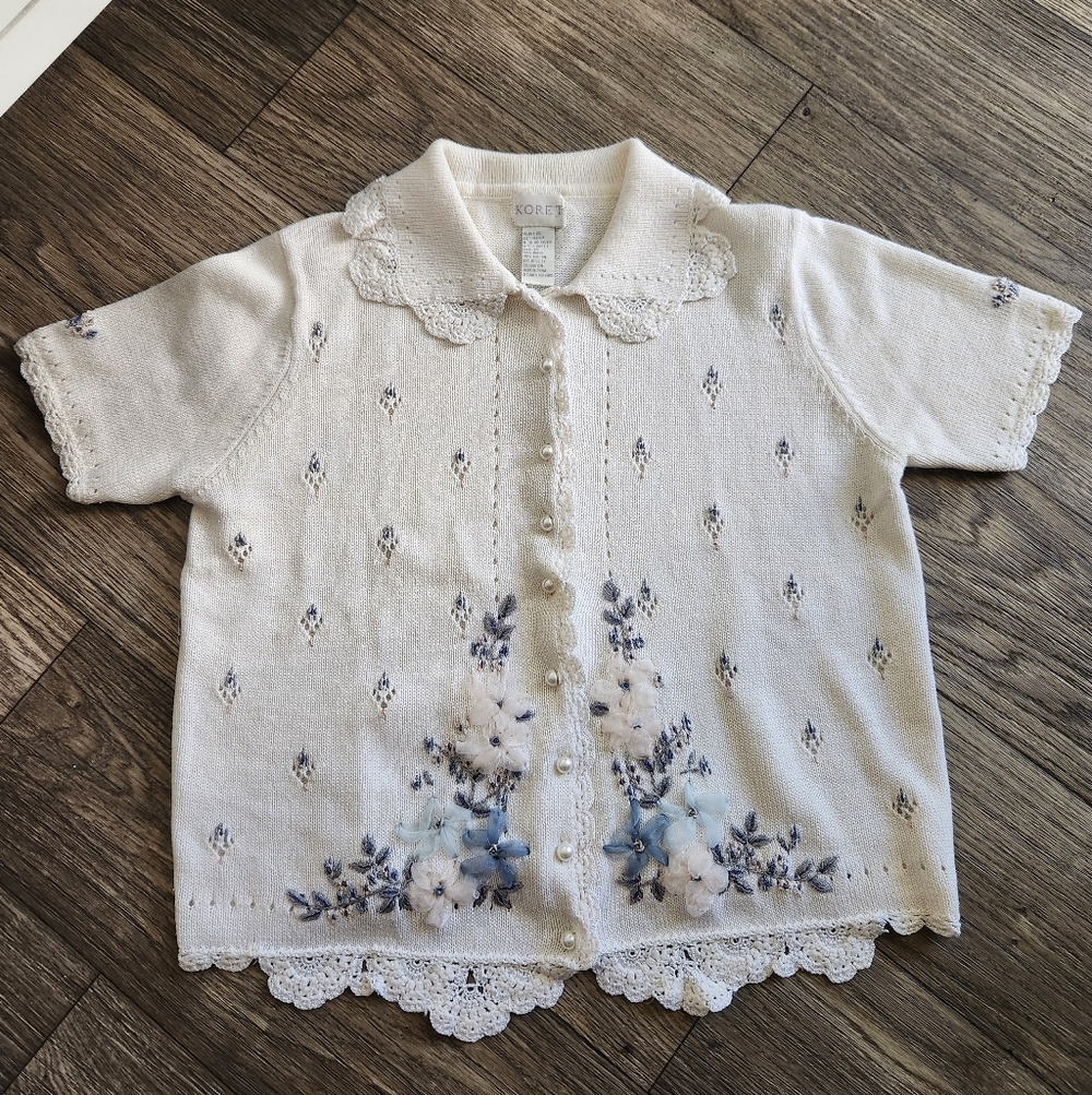 Vintage Koret Cream Blue Floral Cottagecore Embroidered Cardigan Size Medium